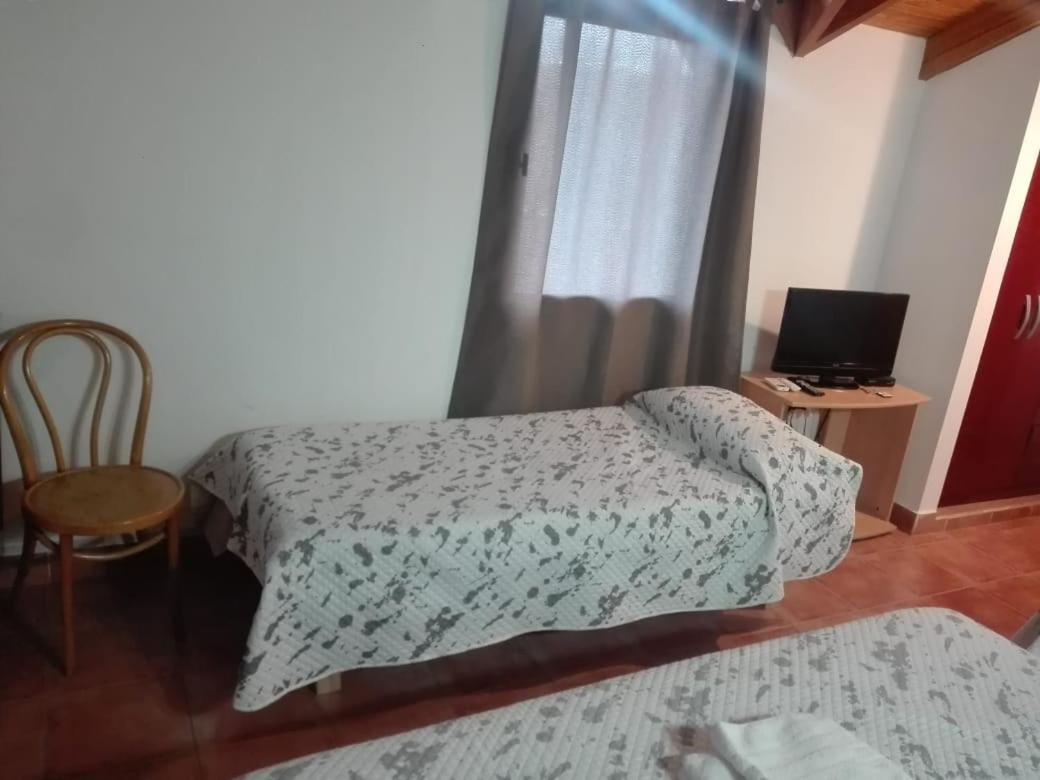 Hosteria La Farfalla Chos Malal Habitación foto