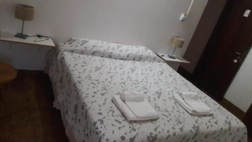 Hosteria La Farfalla Chos Malal Habitación foto